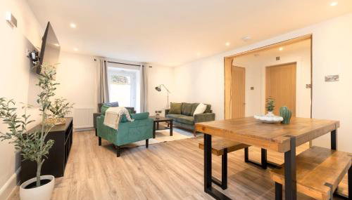 JOIVY 3BR Flat in Haymarket with Free Parking - Foto 1