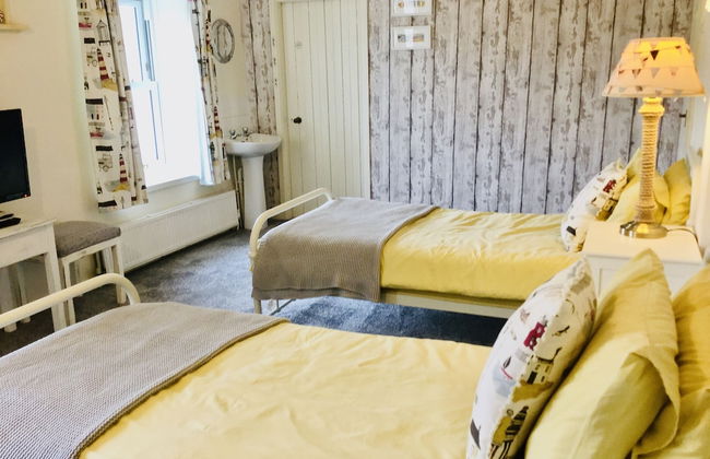 Charming 2 Bed House Near Rhoscolyn,discounts FOR - Foto 5