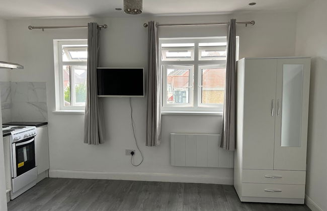 Remarkable 1-bed Studio Apartment in Redbridge - Foto 5