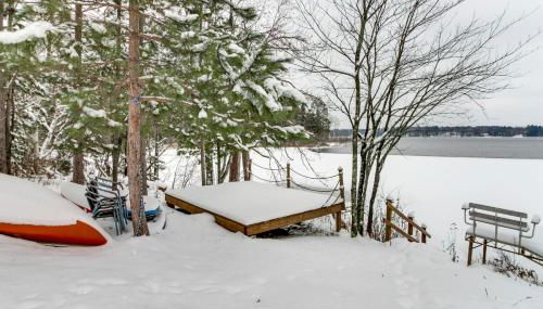 Dock and Foosball Esquagama Lake Family Cabin - Foto 3