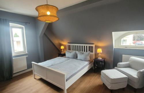 Kutscherhaus mit 2 Schlafzimmer im Zentrum von Senftenberg - Foto 4