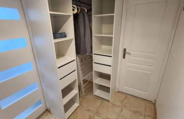 L'étape méditerranéenne logement 4-6 personnes avec parking privé - Foto 5