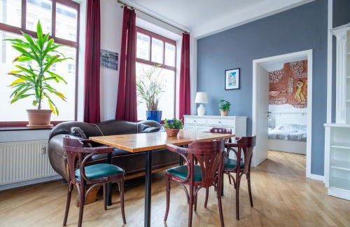 Alt-Berliner Eckkneipe - "Feuchte Ecke" - Foto 2