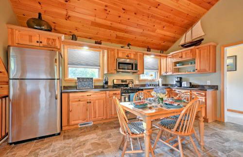 Waterfront Prospect Harbor Cottage Yard, Fire Pit - Foto 17