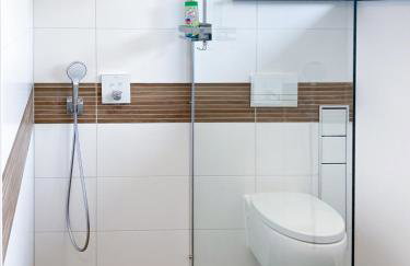 170qm Apartment in Natur für Familien mit Parken, 2 Balkone, und Küche - Photo 4