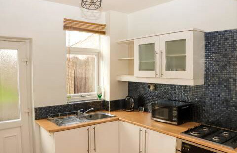 Entire 3 Bedroom Home Rotherham - Foto 6