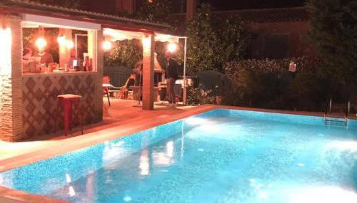 Evan's Studios - Photo 3