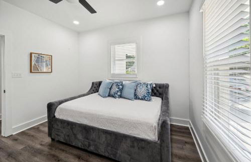 Centrally Located Home in Atlanta-10 Mins from GA Aquarium, Mercedes Benz Stadium, & Much More - Foto 11