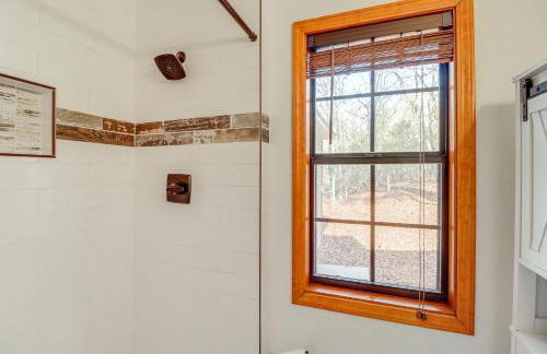 Lakefront Arkansas Home with Deck, Grill and Cornhole! - Photo 17