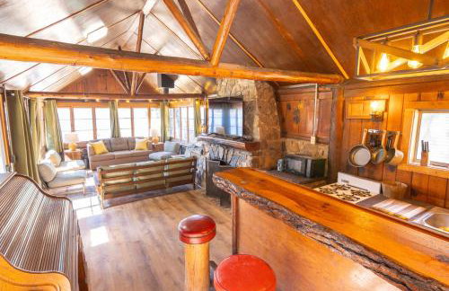 Lewis Cabin - Boat Dock - Lake Front - Sleeps 12 - Photo 34