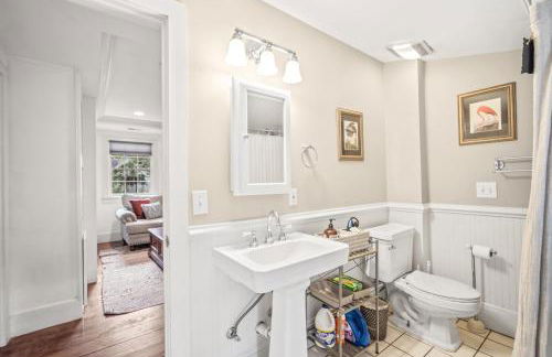 The Sandpiper - Just Steps to Downtown Beaufort and Beaufort River - Photo 23