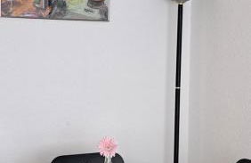 Schicke 2 Zimmer Wohnung ganz Zentral Und ruhig! Nähe Bahnhof! - Foto 13