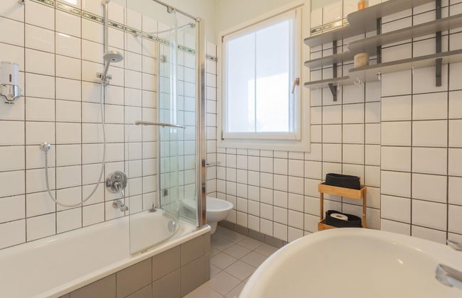 On the Lake - Private Garden Parking - Foto 36