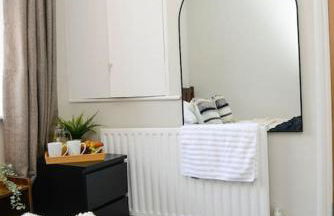 Delightful 2 bed town centre house, sleeps 4 - Foto 6
