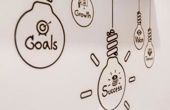 Centrally Located Apt with Parking - Foto 25