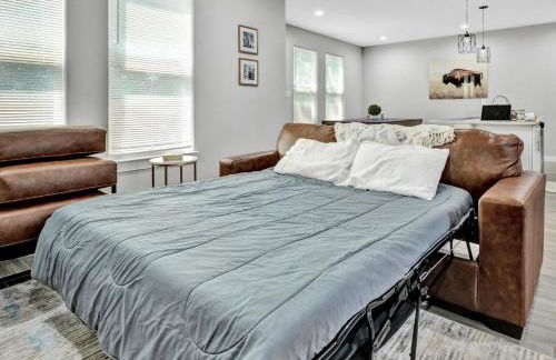 Waxahachie Walkup Backyard Oasis 1 Mi to DWTN Professionally Managed By Stay Albatross - Foto 16