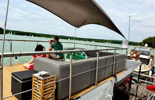 TraumZeitBoot Jutta - exklusiver Festlieger in perfekter Lage am Scharmützelsee Bad Saarow - Foto 3
