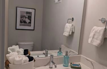 Queen City Castle - Rooftop, Garage, King Beds, Pet Friendly - Foto 58