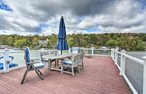 Lake Hopatcong Family Home with Boat Slip and Dock - Foto 1
