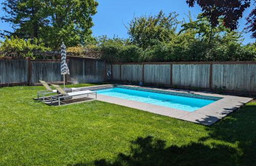 Peaceful Sonoma Oasis with Pool - Foto 5