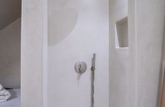 Deluxe Maisonette With Private Jacuzzi - Photo 9