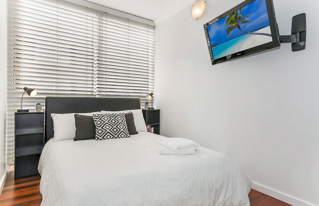 Beachfront on Golden Mile - Photo 2