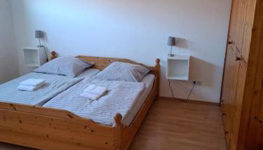 Großzügiges Erdgeschoßapartment mit Balkon und eigenen kostenlosen Parkplatz - Foto 4