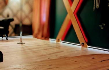 La Cadurcienne "Love room" jacuzzi & pièce secrète Cahors centre historique - Photo 11