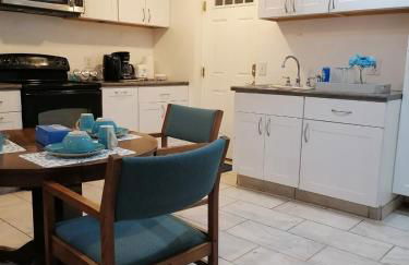 Great motherlaw apartments with your own entrance! - Foto 14