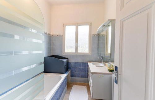 5 bedroom house in Annecy between town and countryside - Foto 16