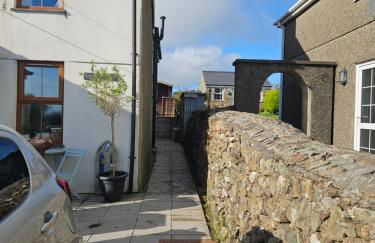 Captain’s Cabin - Photo 62