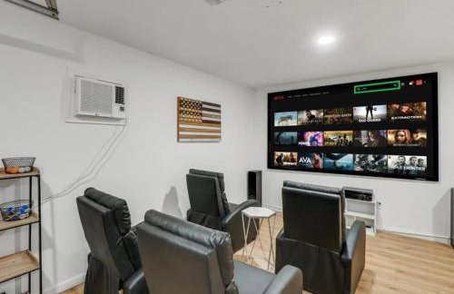 Posh 6BR 2,5BA Holiday Home with Pool, Media-Game Room & Hot Tub - Foto 28