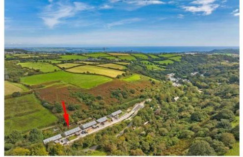 4 Bed Villa Sleeps 8 -private Terrace-free Parking - Foto 17