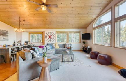 Golden Summit by AvantStay Stunning Secluded Cabin w Access to Tahoe Donner - Foto 7