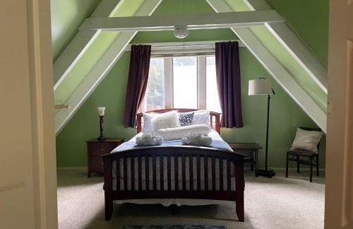 Chalet Gallery - Enjoy Two Units with this Chalet in the Heart of Alyeska - Walk almost anywhere! - Foto 31