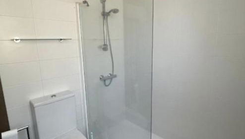 Casa adosada con piscina a 5 minutos de la playa . - Foto 2