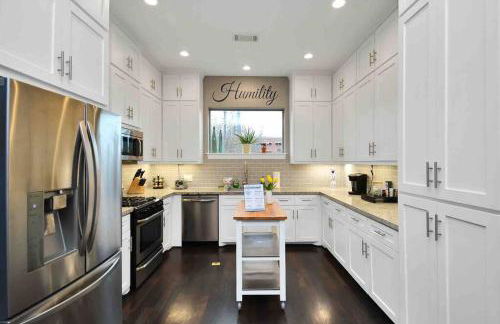 Rooftop Terrace Home with Garage Parking 10 minutes from NRG Stadium and Medical CTR - Foto 4