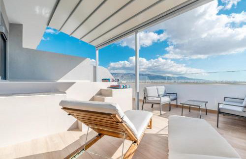 Elite Penthouse with Heated Pool and SkylineView - Foto 16