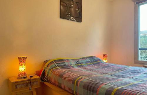 L'appartement Michelet - Parking privé et gratuit - 2km Cité Médiévale - Foto 4