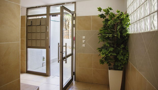 Entrada (vista interior)