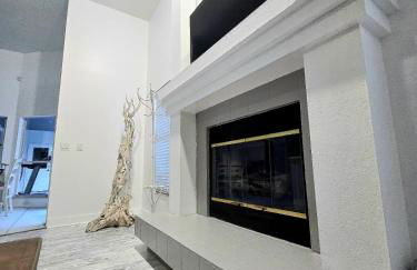 Pool house Best location in Wesley Chapel - Photo 25