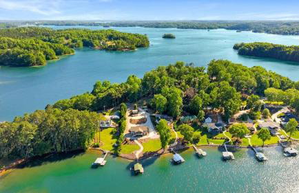 DockTales - Panoramic Views & Private Dock - Foto 3