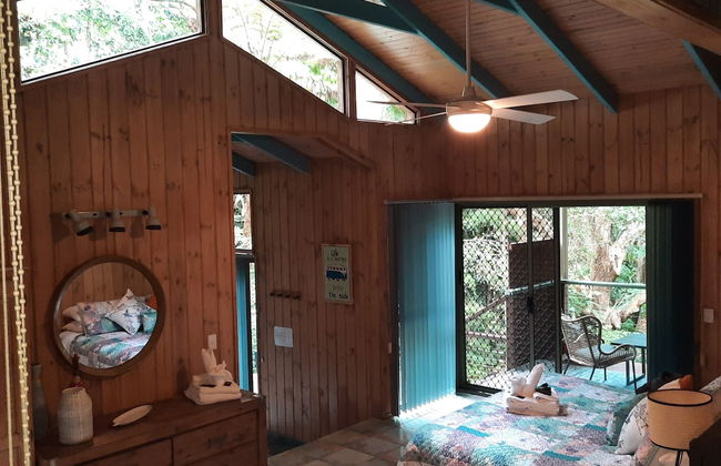 Treetops Accommodation Montville - Photo 14