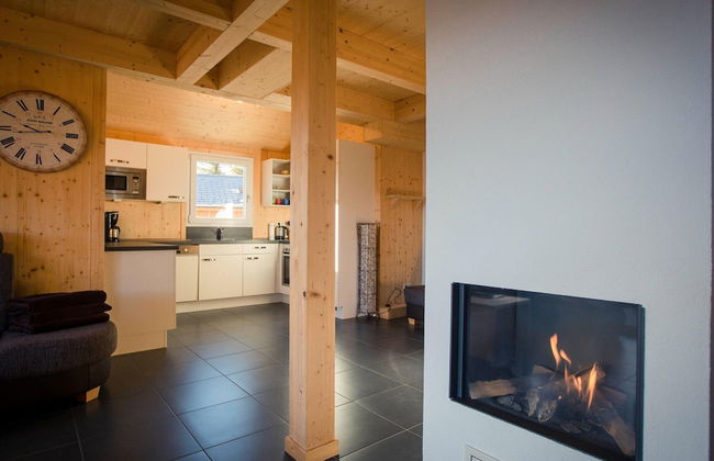 Spacious Chalet With hot tub - Foto 14