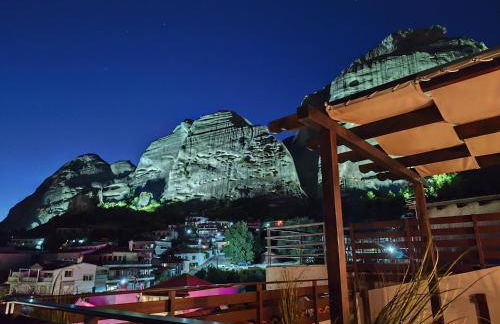 Meteora Gold and Glass Loft - Foto 13