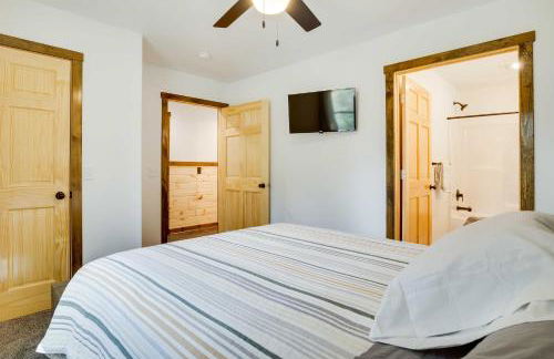 Near Memorial Park Lake Arbutus Vacation Rental - Foto 13