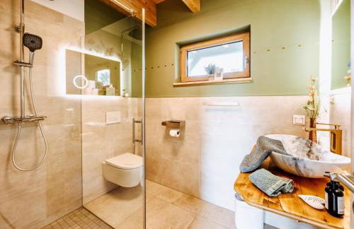 Schäfers - Ihr Wohlfühlort - Hochwertige Ausstattung, Naturgrundstück mit Bachlauf, Terrassen, WLAN, Parken - an 2 Seen bei Leipzig - Foto 54