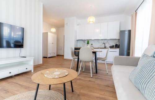 LUBAVA apartment z garażem podziemnym i klimatyzacją, Netflix, TV55', winda - Foto 8