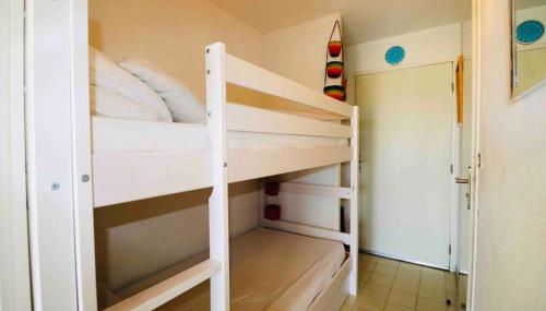 Les Capitelles Bord de plage avec grande piscine - Vue montagne - Balcon - Photo 4