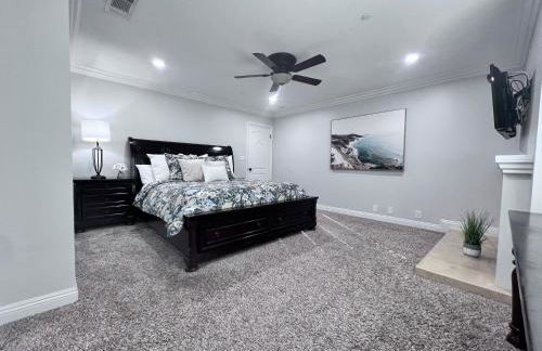 Sensational 6 Bedroom 4 Bathroom Pool Home (3 Master Bedrooms W/bathrooms) - Foto 40